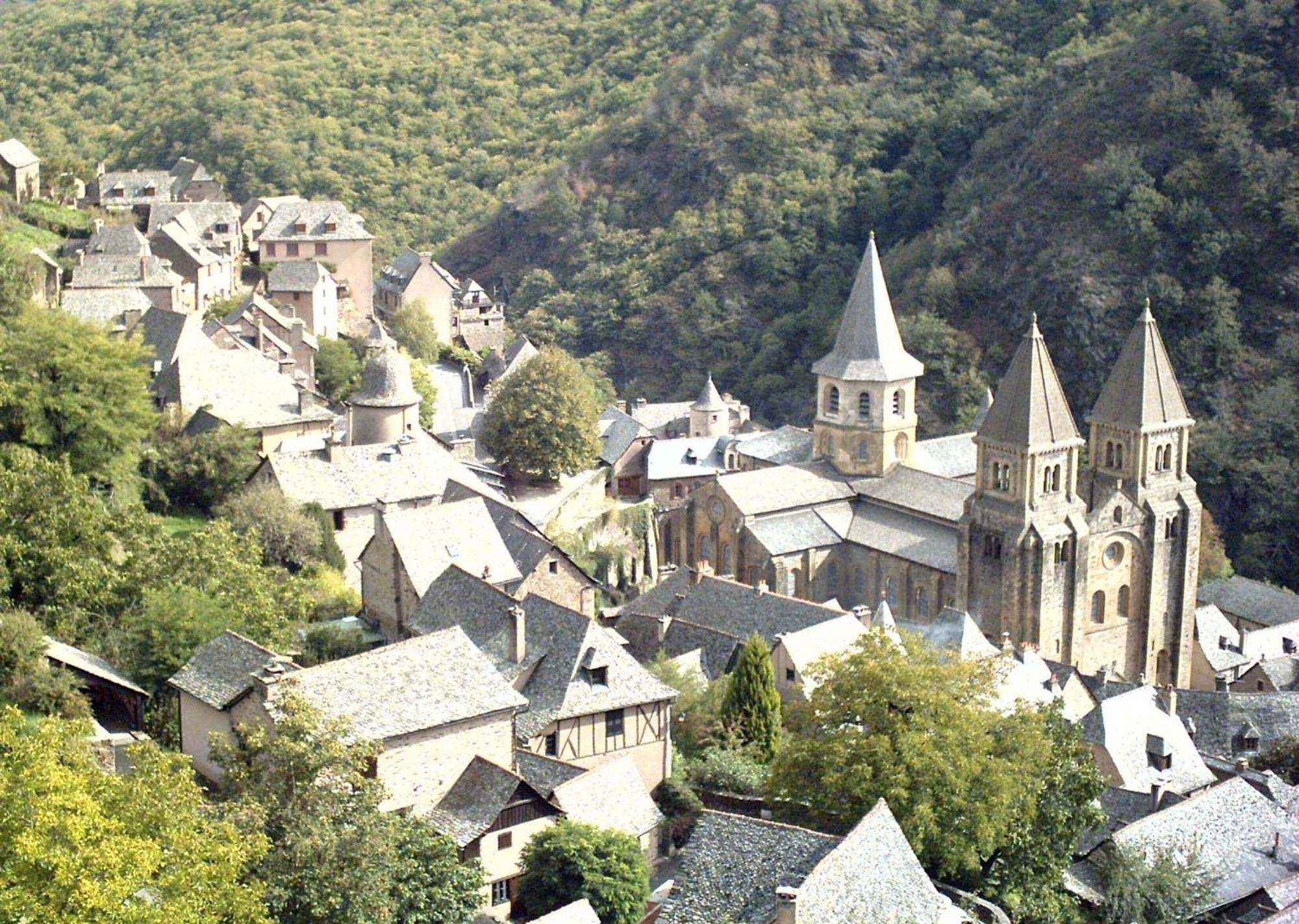 Hotel Et Residence Des Bains Vic-sur-Cère Eksteriør billede